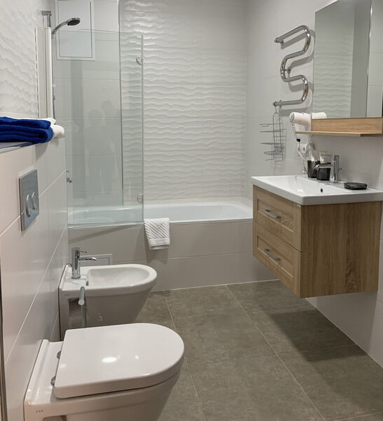 Люкс 4-местный 2-комнатный