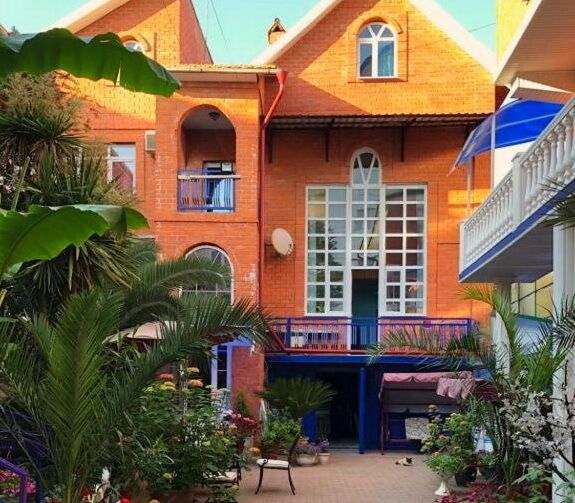 Отель Надежда клуб, Краснодарский край, Адлер 