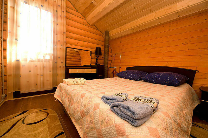 Вид спальной комнаты