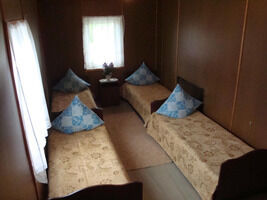 «Вагончик», Гостевой дом Ирбис, Жемчужный