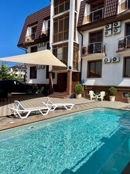 Бассейн | Гостевой дом Парус, Краснодарский край