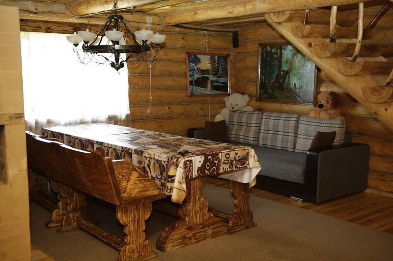 Средний дом