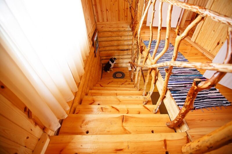 Средний дом