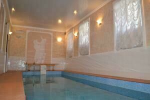 В доме есть крытый бассейн. | Купеческий, Краснодарский край