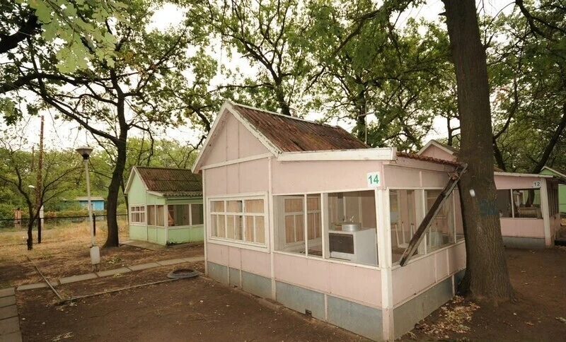 Домик трехместный