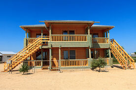 Блок «Полулюкс», База активного отдыха Серфприют, Должанская