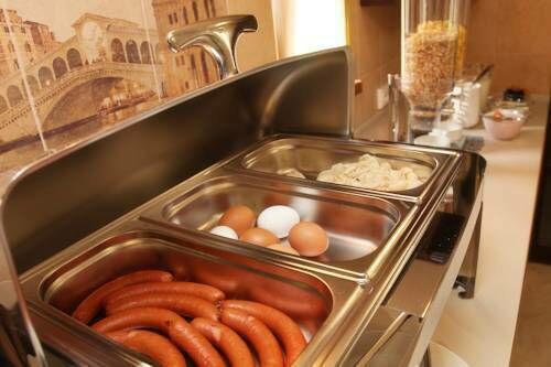 Завтрак включен в стоимость проживания. | Династия, Краснодарский край