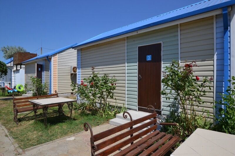 Домик 4-местный 2-комнатный (ПК)