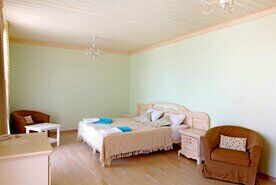 Полулюкс, Гостевой дом Александрия, Супсех