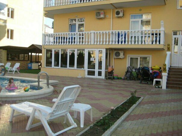 Обустроенный двор. | Олимпик, Краснодарский край