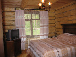 Одноэтажный рубленый дом, База отдыха Мещерский скит, Черноморье