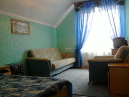 Номер с удобствами на этаже, Гостевой дом Катерина, Анапа