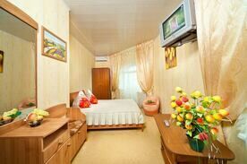 Стандарт, Гостевой дом Смоковница, Анапа