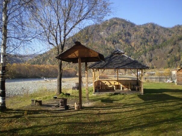 Летняя беседка на территории. | Волшебный берег, Республика Хакасия