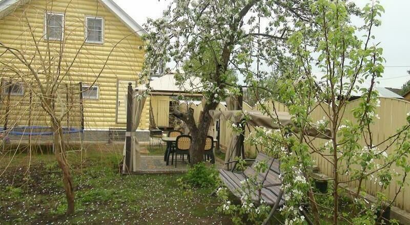 Во дворе гостевого дома | Петель, Владимирская область