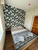 Стандарт Плюс 3-4-местный 2-комнатный без балкона с кухней корпус 2, Гостевой дом У Александра, Коктебель
