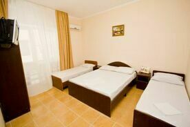 Четырехместный полулюкс, Гостевой дом Георгий, Витязево