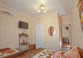 Пятиместный семейный с кухней-гостиной, Гостевой дом Абсолют, Геленджик