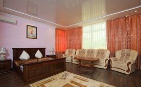 Полулюкс, Гостевой дом Золотая лилия, Лермонтово