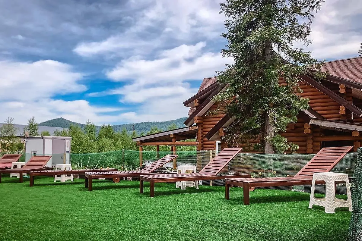 Бассейн и пляжная зона | Sheregeshs WOOD, Кемеровская область