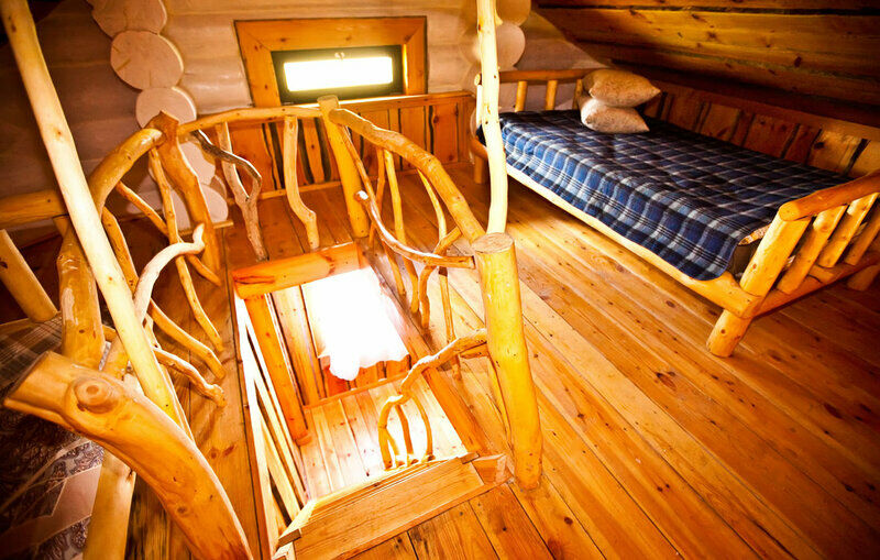 Коттедж 10-местный 5-комнатный «Изба Боярская»