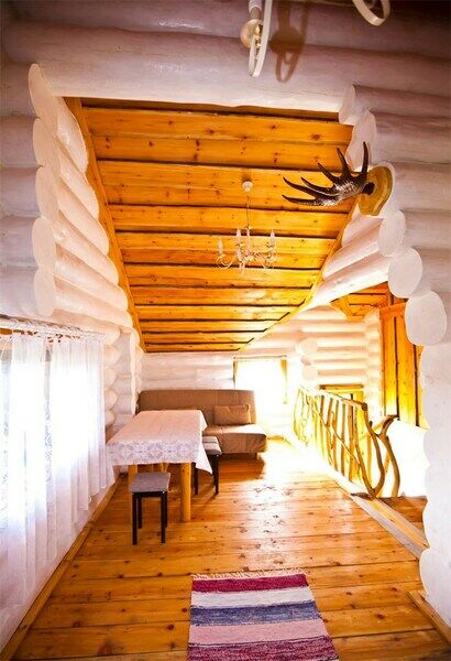 Коттедж 10-местный 5-комнатный «Изба Боярская»