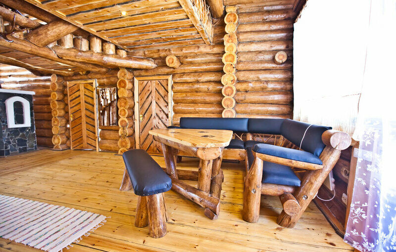 Коттедж 10-местный 6-комнатный «Изба Купеческая»