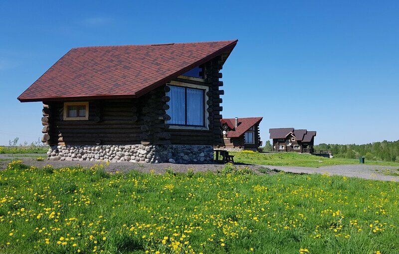 Коттедж 5-местный 2-комнатный «Изба Лубяная»