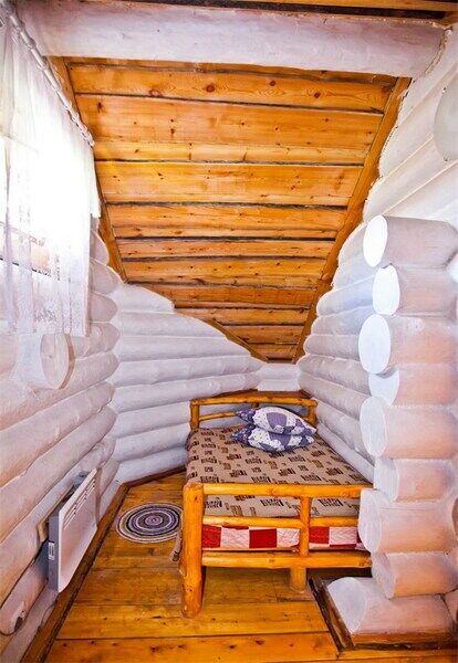 Коттедж 6-местный 3-комнатный «Изба Светлая»