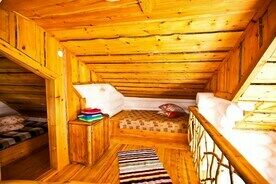 Коттедж 6-местный 3-комнатный Изба Солнечная, База отдыха и туризма Эко деревня Чуньки, деревня Большое Вороново