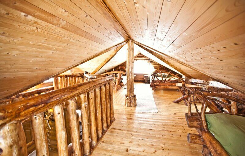 Коттедж 7-местный 2-комнатный «Изба Рыбацкая»