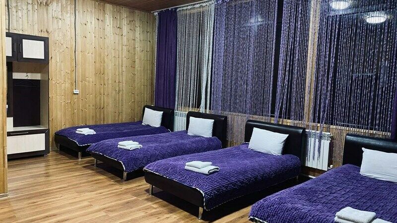 Стандартный 4-местный 1-комнатный