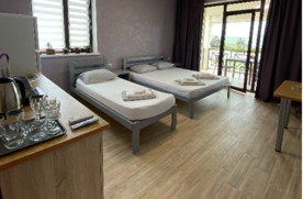 Трехместный номер ( № 8). Второй этаж., Гостевой дом Сантолина, Сакский район