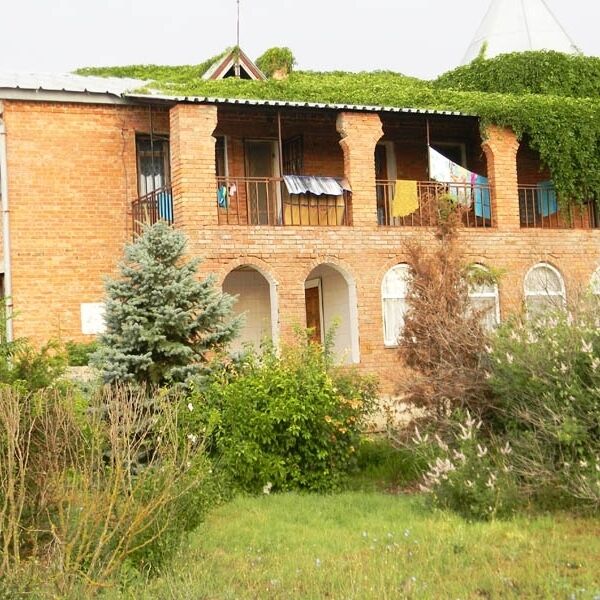 Основное здание | Голубой залив, Крым