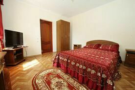 Кирпичный коттедж "Люкс", База отдыха Рубин, Должанская