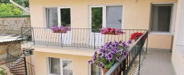 Вход на второй этаж | Феодосия, Крым