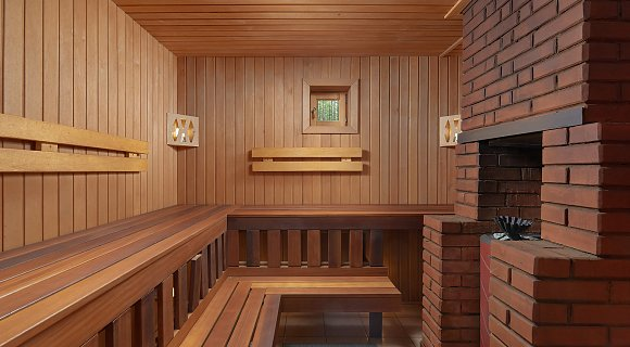 Русская баня на дровах с джакузи