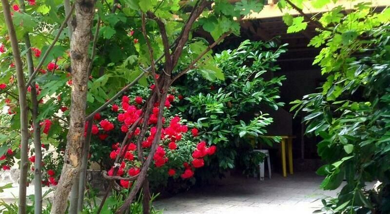 Дворик | Белогорье, Крым