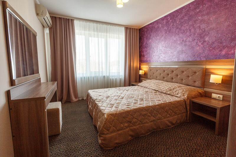 Джуниор Сюит 2-местный 2-комнатный (корпус 1)