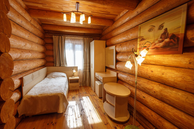 Люкс 3-местный 3-комнатный (в Зеркальном срубе)