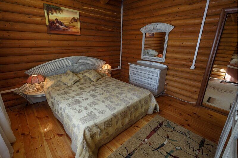 Люкс 3-местный 3-комнатный (в отдельно стоящем срубе