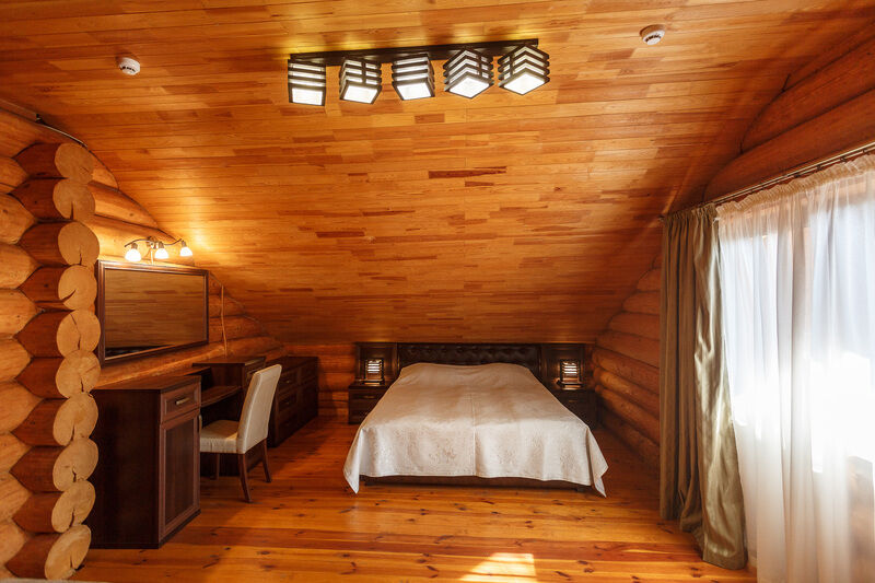 Люкс 6-местный 3-комнатный 2-этажный (в отдельно стоящем срубе)