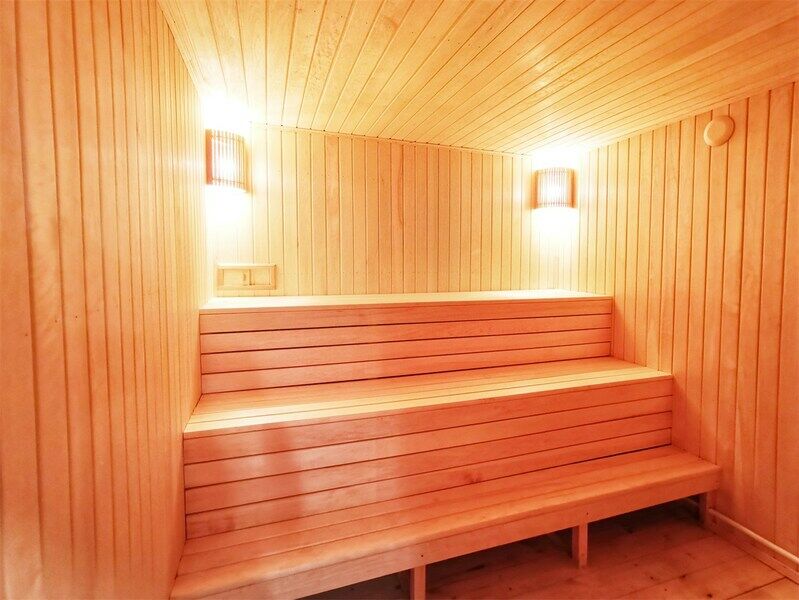 Коттедж 12-местный 5-комнатный (Петр Великий)