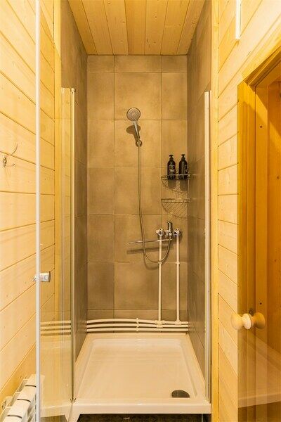 Коттедж 8-местный 3-комнатный (Бавария)