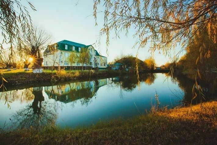 Рыболовно-охотничья база Клевое место, село Затон, Астраханская область