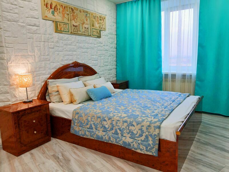 InnHome Апартаменты на площади Революции (ИннХоум Апартаменты на площади Революции), Челябинская область, Челябинск 