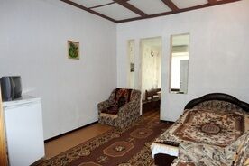 3х местный номер с кухней, Гостевой дом Люба, Судак