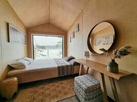 Дом на озере, База отдыха Трувор Глэмпинг, Валдай