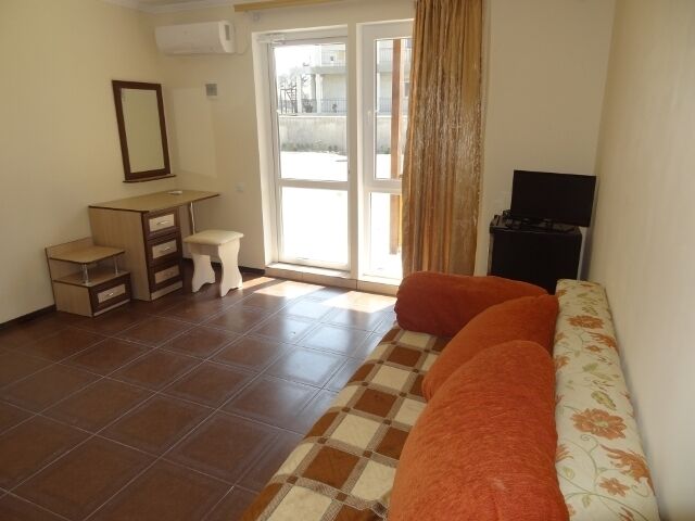 В номере | Амина, Крым