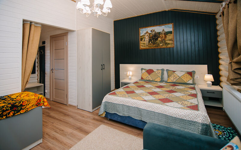 Апартаменты 4-местный (Хоромы Царские)